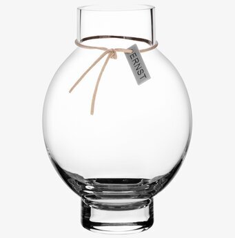 Glasvas Ernst Ø 10 cm från varumärket Ernst med läderband