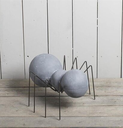 Trädgårdsspindel Stor från Multi Agentur på träplattform