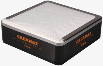 Servettställ kvadrat svart från Cabanaz på en ren yta