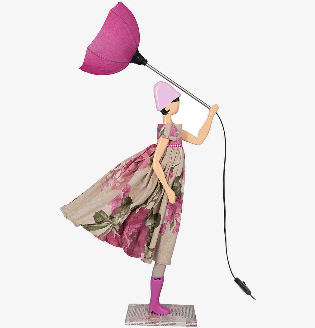 Bordslampa Ortanse från Skitso med figur i blomsterklänning