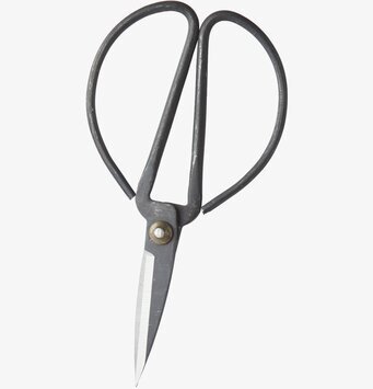 Sax Frej L Svart från Affari med minimalistisk design