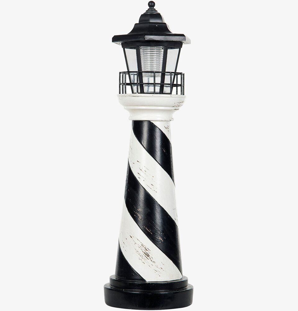 Lampa Fyr Med Solcell från A Lot Decoration i trädgård