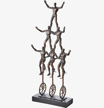 Staty Pose Pyramid Brons/Svart från Affari med figurativa element