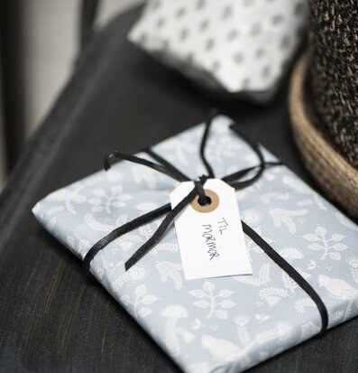 Läderband Svart IB Laursen Presentinslagning Godispåsar Paket för presenter Papperspåsar kalaspåsar Presentband Tygband Band Snöre Lädersnöre