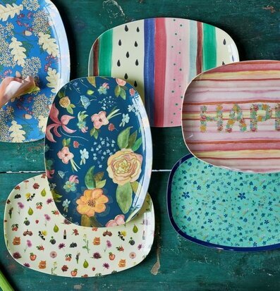 Tallrik Autumn & Acorn Print från Rice på rustik träyta