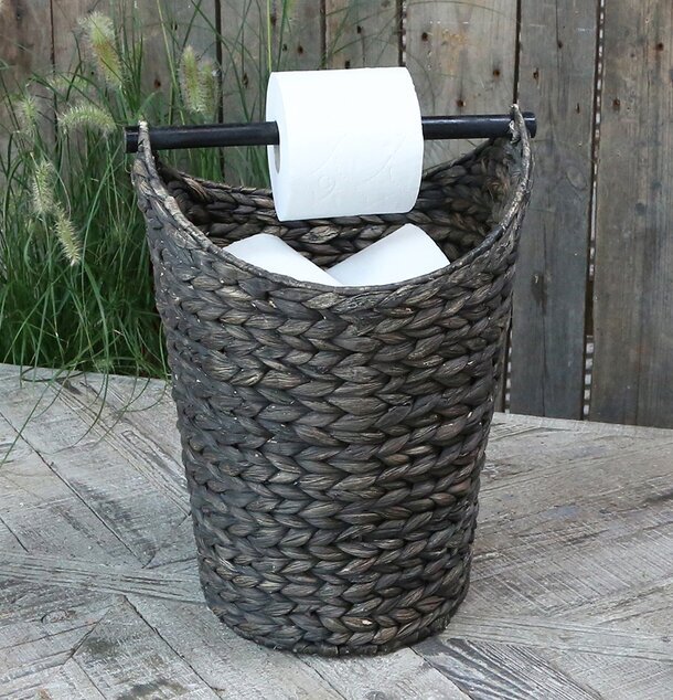 Korg Toalettpappershållare Svart från Chic Antique i badrum