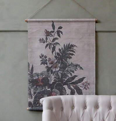 Väggdekoration Blomsterprint från Chic Antique på grå vägg