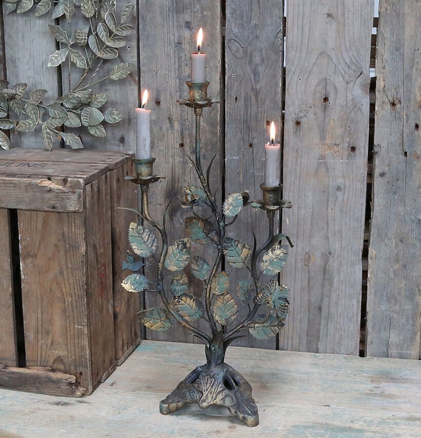 Ljusstake Bladverk från Chic Antique med tre ljushållare