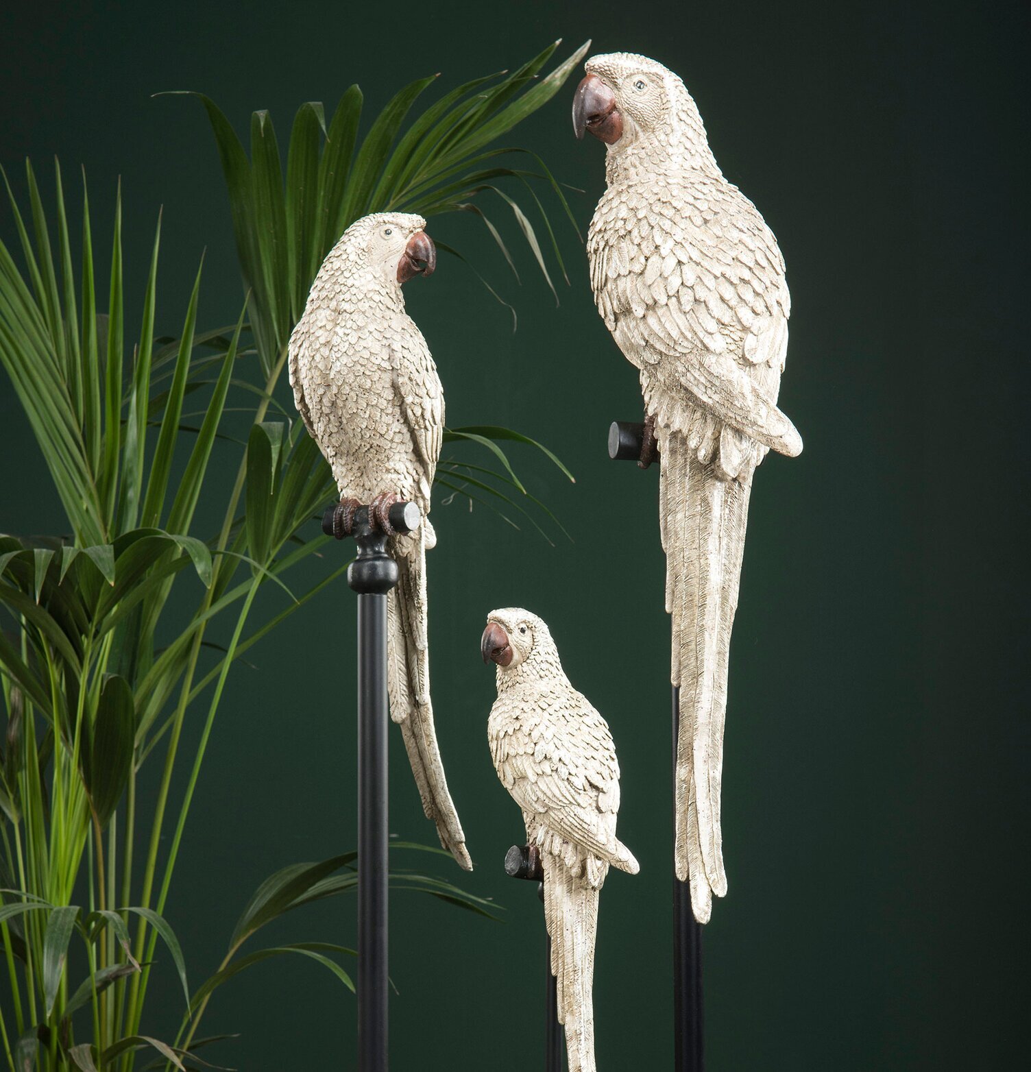 Papegoja Stativ Champagne från A Lot Decoration i tropisk miljö