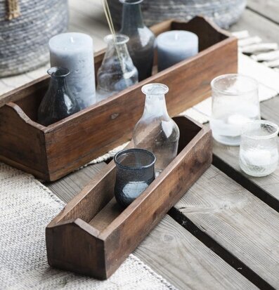 Trälåda Unika från IB Laursen i naturlig utomhusmiljö