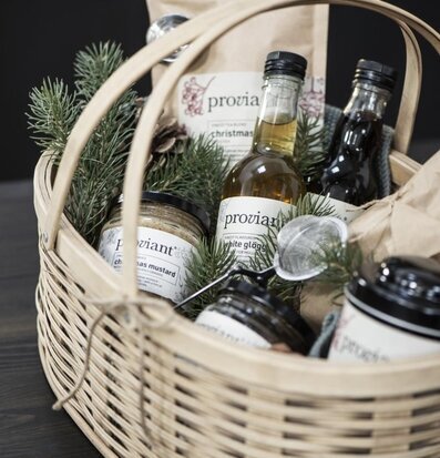 Presentkorg med Glöggextrakt Vit från IB Laursen