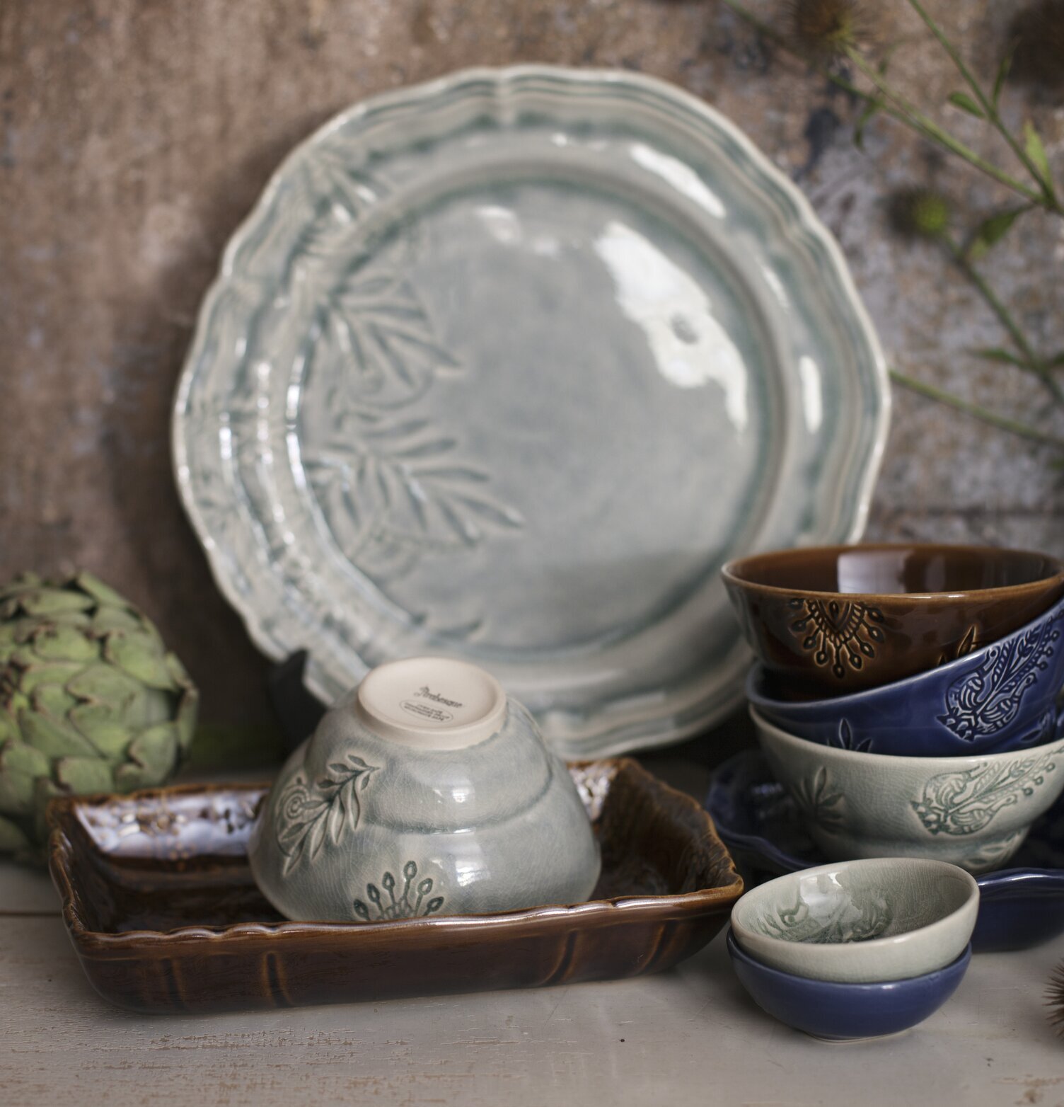 Tallrik Arabesque Antique från Sthål med intrikata mönster