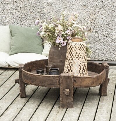 Träbord Låg Chakki UNIKA från IB Laursen med dekorationer