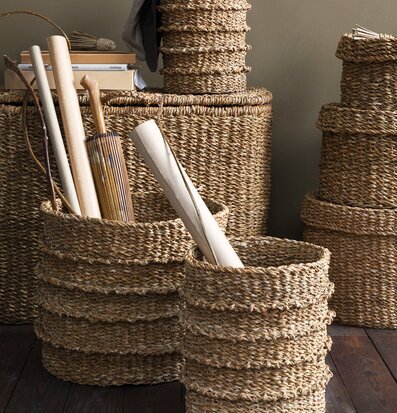 Korgar Set/3 Hogla Frej från Cozy Living på mörkt trägolv