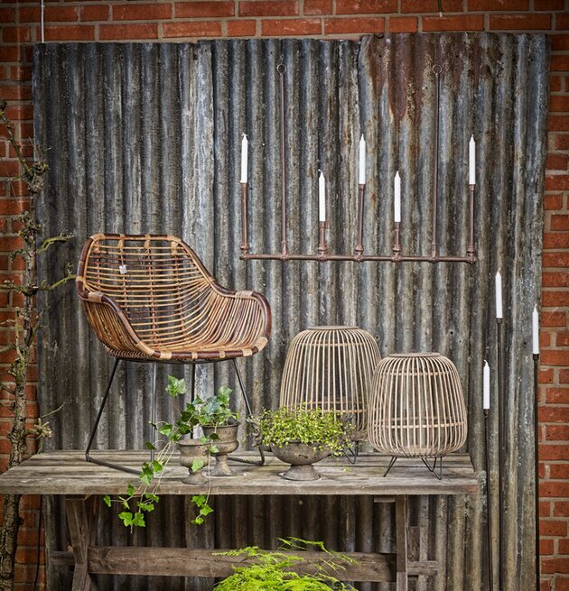 Takkrona Röret från I AM Interior i industriell miljö