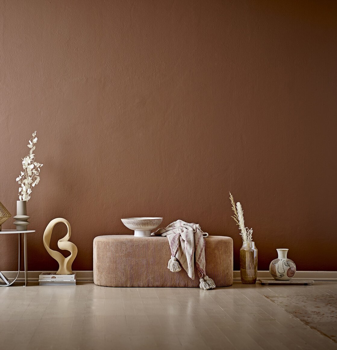 Vas Ansikte Stengods från Bloomingville på soffbord