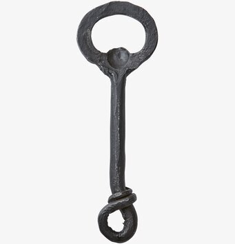 Flasköppnare Thor Smidesjärn från Affari på vit bakgrund