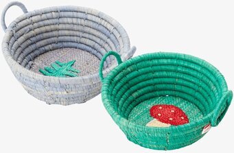 Två Liten Handbroderad Korg Mushroom XMAS från Rice