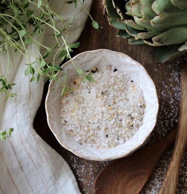 Miniskål Happiness från Majas Cottage med grovt havssalt