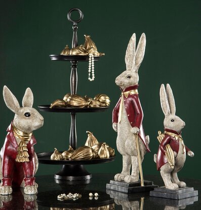 Kaninherre Lång Röd Poly från A Lot Decoration på bord