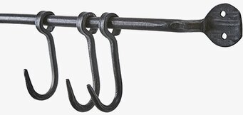 Väggskena Med Krokar Thor från Affari mot vit bakgrund