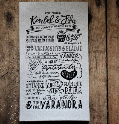 Disktrasa Kärlek & Fika Grå/Svart från Majas Cottage i kök