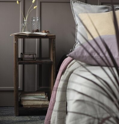 Sidobord Unika från IB Laursen i ett hemtrevligt sovrum