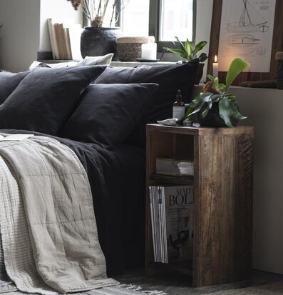 Sidobord Unika från IB Laursen i rustik, återvunnet trä