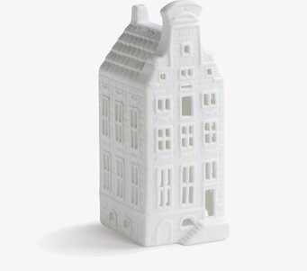 Bild av stilren och detaljerad dekorativ ljuslykta