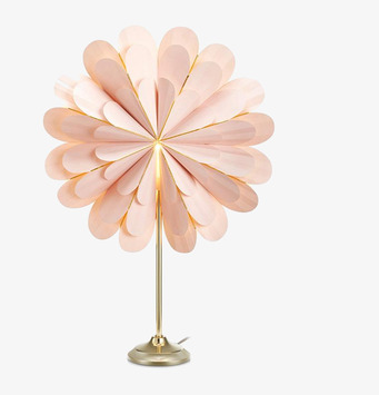 Bordsstjärna Marigold Rosa/Mässing från Markslöjd