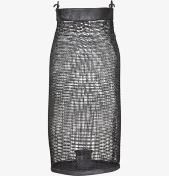 Bild av en ljuslykta med nätmönster i antikgrå stil