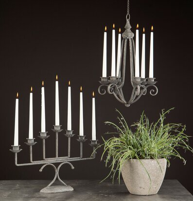 Ljusstake 7-Armad Grå från A Lot Decoration i stilrent rum