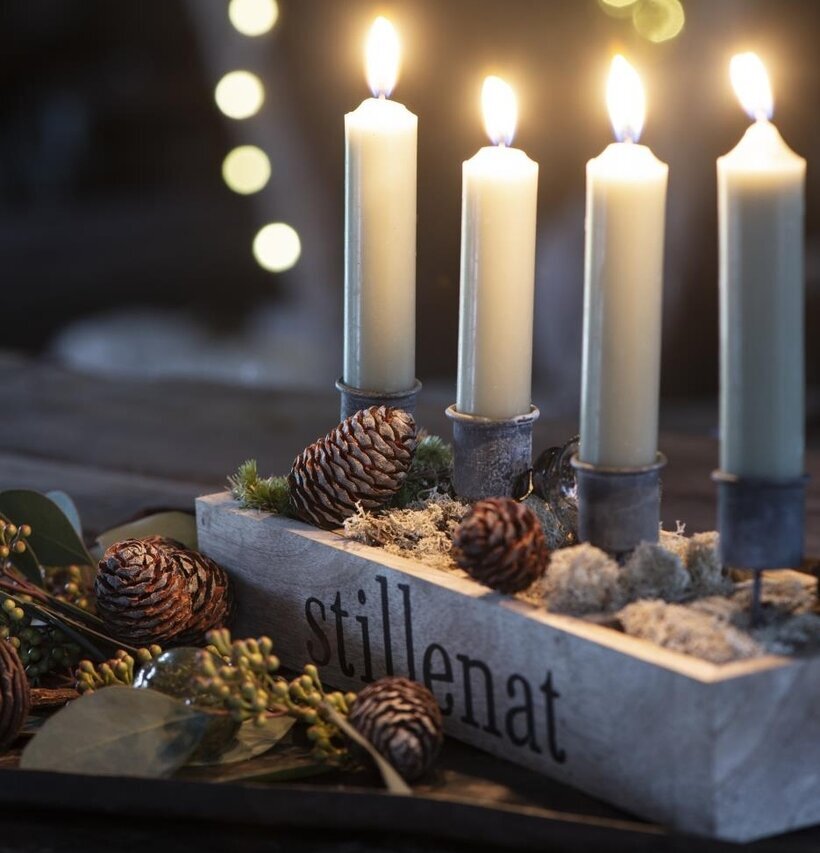 Trälåda Stillenat från IB Laursen med ljus och naturmaterial