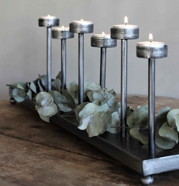 Ljushållare Cozy Antik Silver från Majas Cottage på träbord