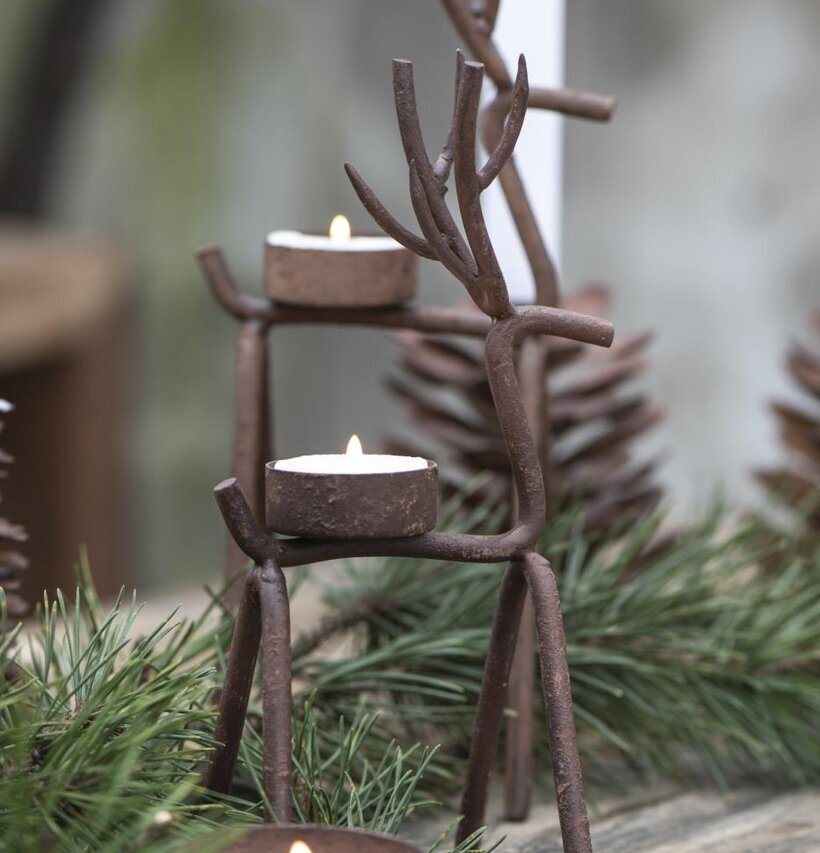 Ljusstake Värmeljus Ren Rost från IB Laursen på träbord