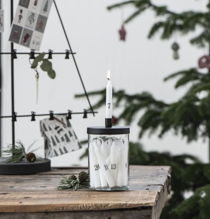 Ljusstake Förvaring Svart från IB Laursen på rustikt bord