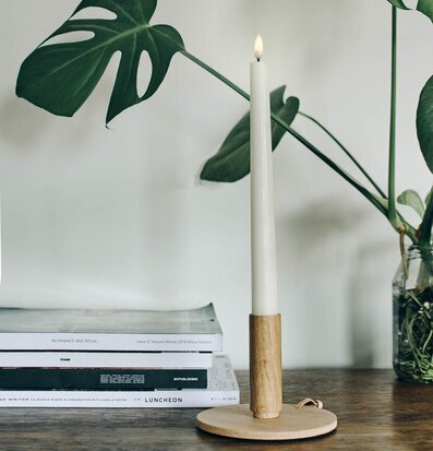 Uyuni Kronljus LED 2-Pack Nordic White från Uyuni i ljusstake