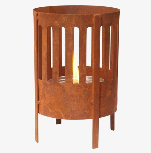 Marschall Element Rost från Eldgarden i trädgårdsmiljö