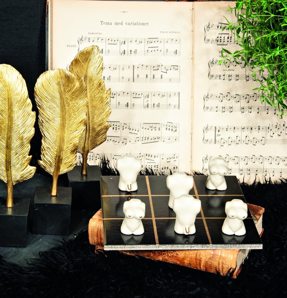 Luffarschack Torso från Trademan med skulpturala spelpjäser