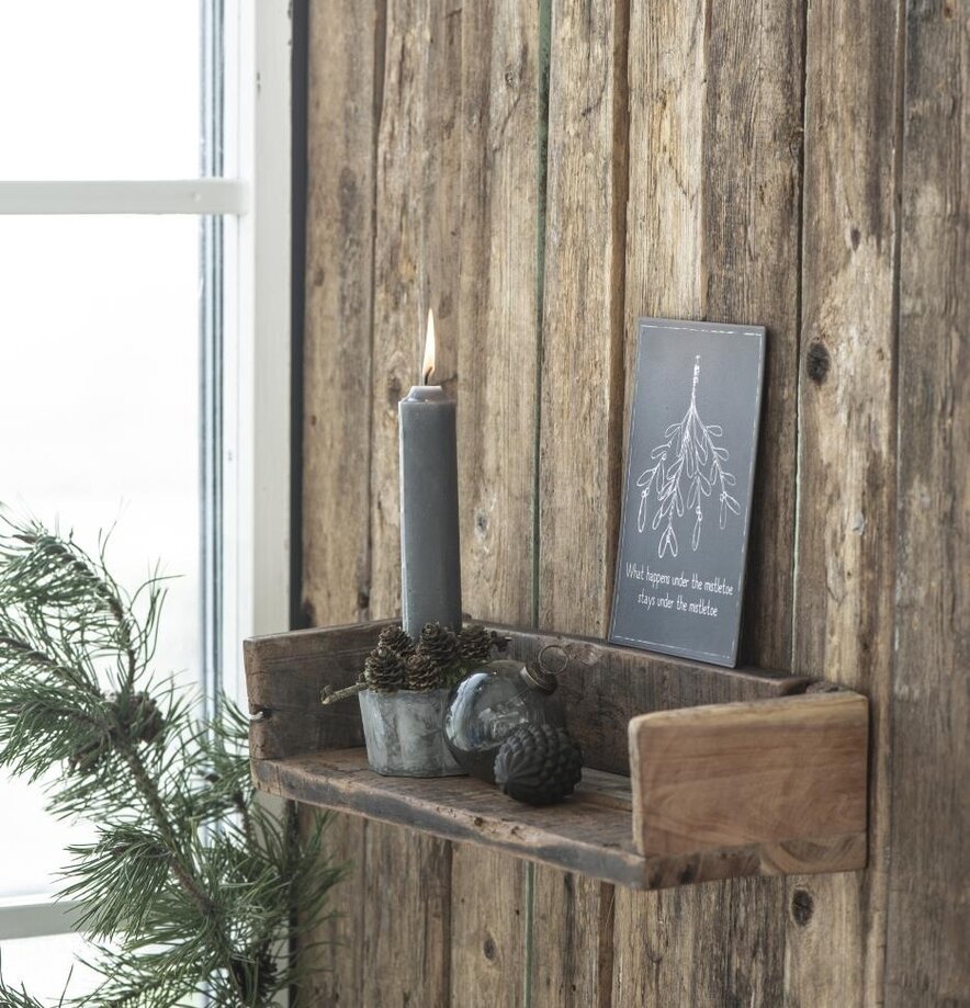 Trähylla Med Kant Unika från IB Laursen med dekorationer