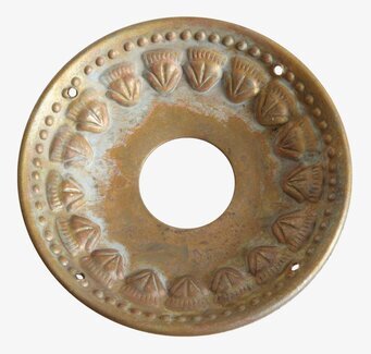 Colette Ljusmanschett Mässing från Affari med präglade mönster