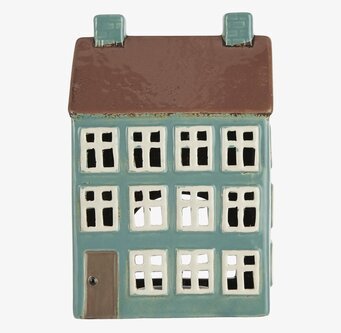 Bild av stilfull ljuslykta med husinspirerad design