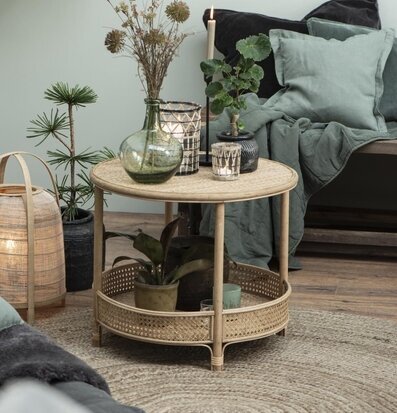 Sidobord Rotting från IB Laursen med dekorativa föremål