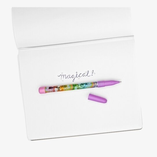 Rainbow Glitter Wand - Kulspetspenna från Ooly på anteckningsbok