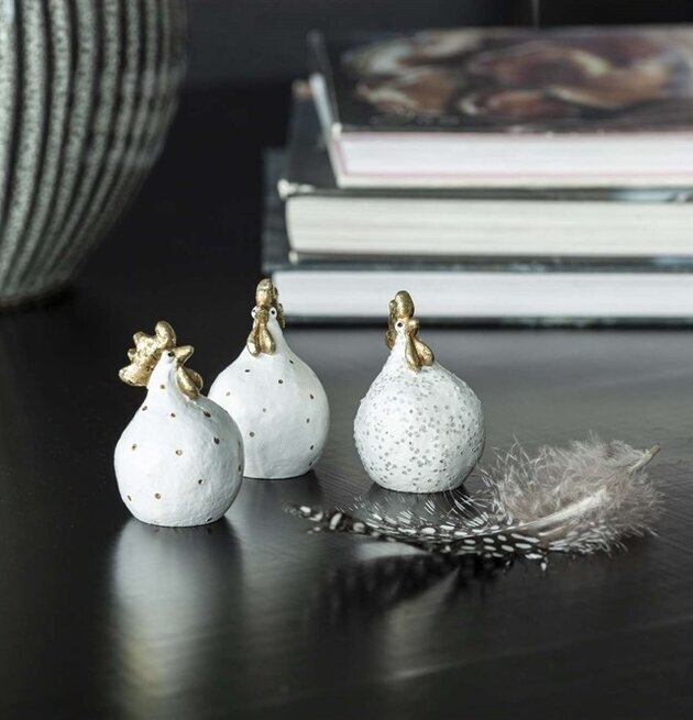 Höna Glamour 3-Pack från Nääsgränsgården på ett bord