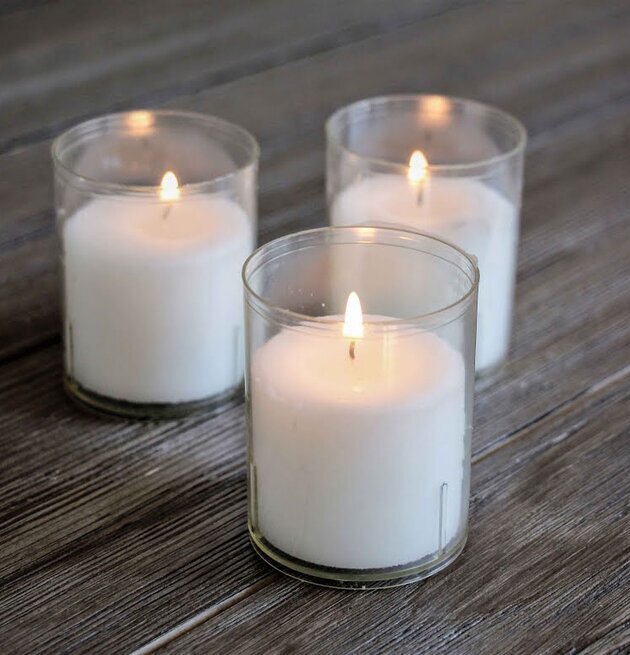 Värmeljus Stort från Majas Cottage på rustikt träbord