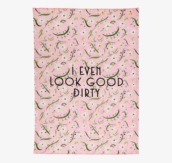 Kökshandduk - I Even Look Good Dirty från Rice, färgstark