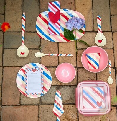 Salladssked Candy Stripes från Rice med färgglada ränder