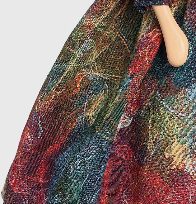 Bordslampa Renata från Skitso med färgrik klänningsskärm