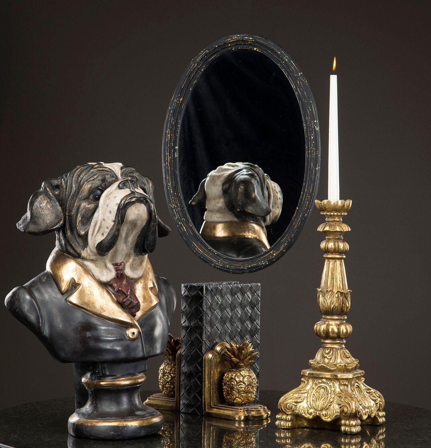 Byst Bulldog Mr Big Poly från A Lot Decoration i elegant kostym